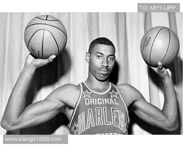 无与伦比的威尔特张伯伦身体素质与比赛风格的深度解析与影响 无与伦比的威尔特张伯伦身体素质与比赛风格的深度解析与影响