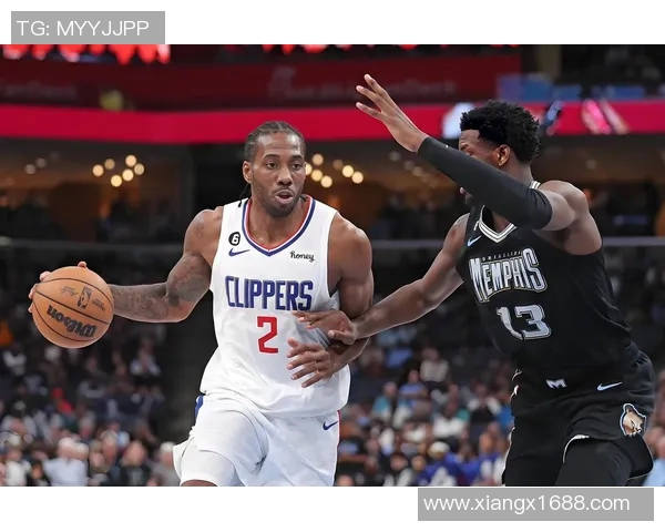 精彩对决NBA直播爵士队挑战快船队全场比赛精彩瞬间回顾